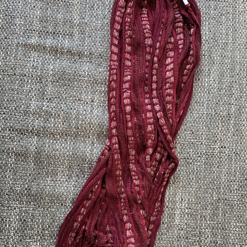 Scarves $3/piece - Picture 2 of 2